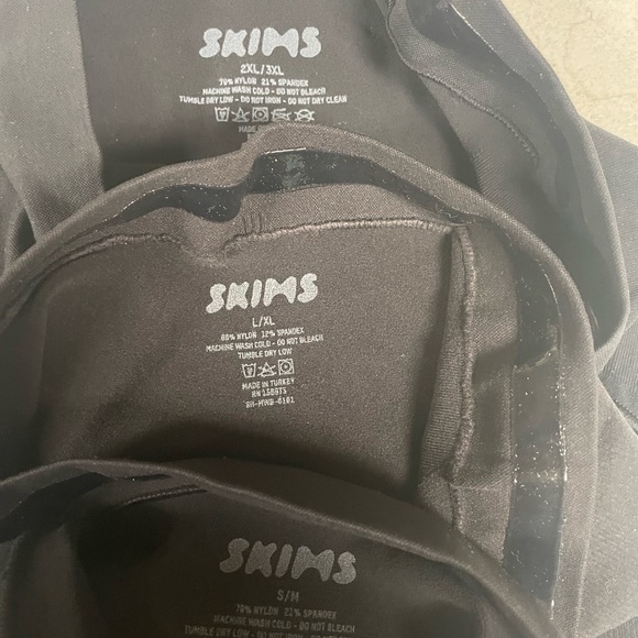 SKIMS - SCULPTING HIGH WAIST BRIEF - Picture 6 of 7